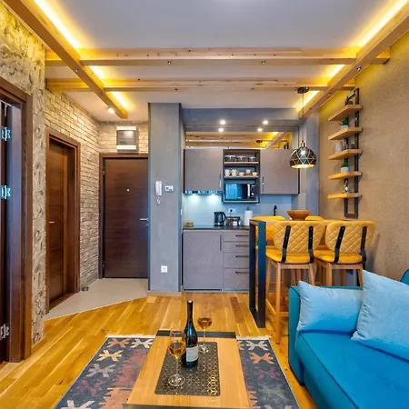 Zlatiborsko Gnezdo - Titova * 兹拉蒂博尔